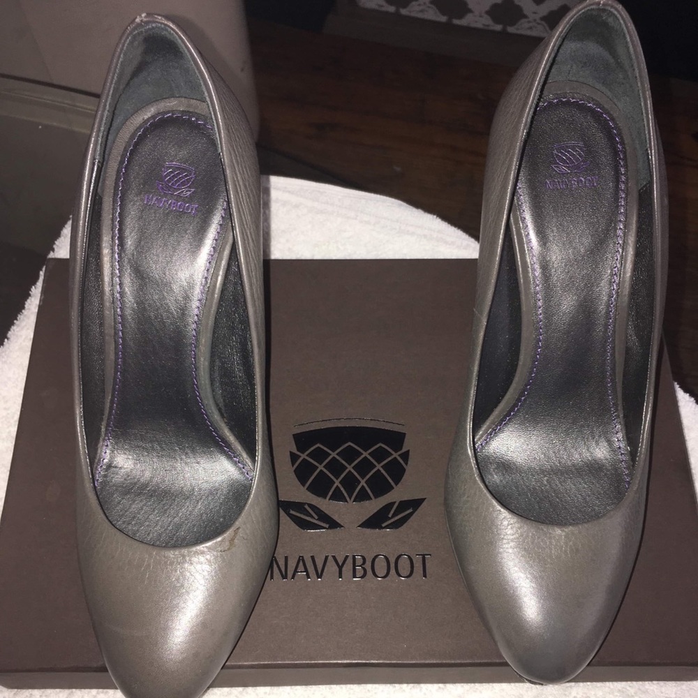 Navyboot Heels